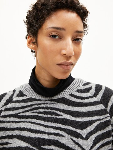 Pull-over ARMEDANGELS en mélange de couleurs