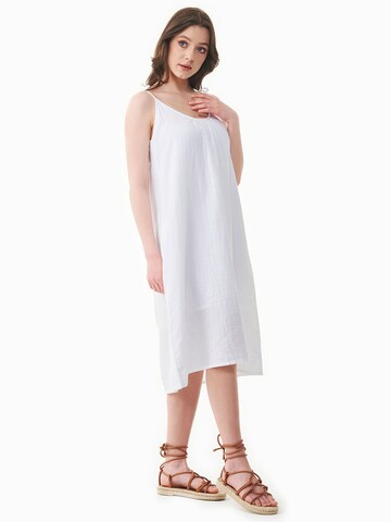 Organication Kleid in Weiß