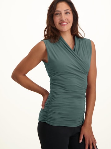 Urban Goddess Yoga & Activewear Sporttop 'Good Karma Yoga & Pilates' in Grün: Vorderseite