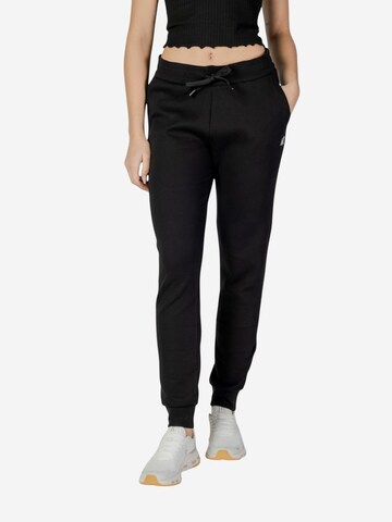 regular Pantaloni sportivi 'XW000824 AF10818' di ARMANI EXCHANGE in nero: frontale