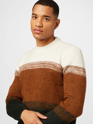 Mavi Sweater in Brown