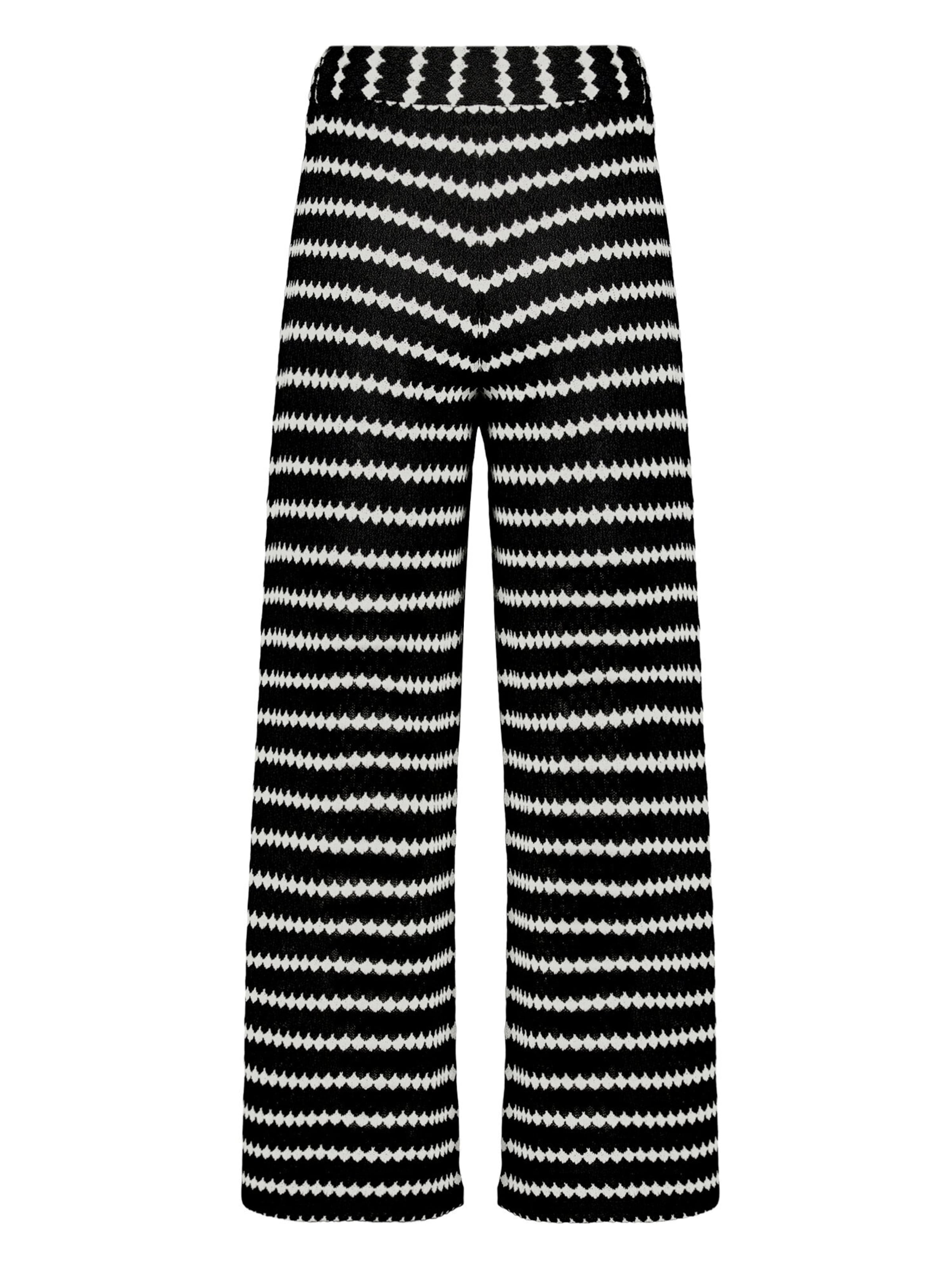 zero Regular Hose in Schwarz