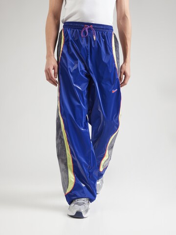 Nike Sportswear Baggy Trousers in Blue: front