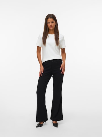 VERO MODA - Acampanado Pantalón 'VMINDIE' en negro