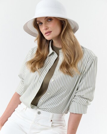 LOEVENICH Hat in White: front