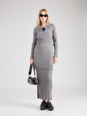 Jupe 'OBJTHESS' OBJECT en gris