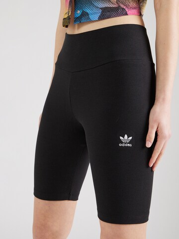 Skinny Pantaloni 'Adicolor Essentials' de la ADIDAS ORIGINALS pe negru