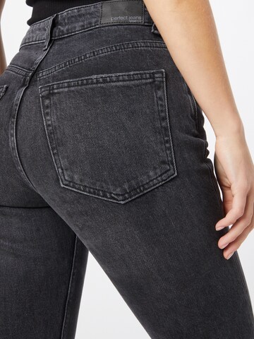 Gina Tricot Slimfit Jeans in Zwart