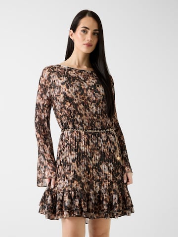 GUESS Mekko 'ILENIA' värissä ruskea: etupuoli