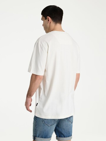 T-Shirt CHASIN' en blanc
