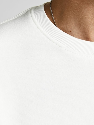 Sweat-shirt 'Star' JACK & JONES en blanc