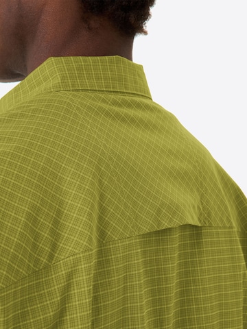 VAUDE Regular fit Athletic button up shirt 'Seiland IV ' in Green