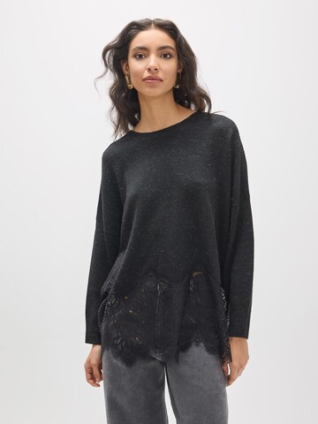 Pullover di Lola Casademunt in nero: frontale