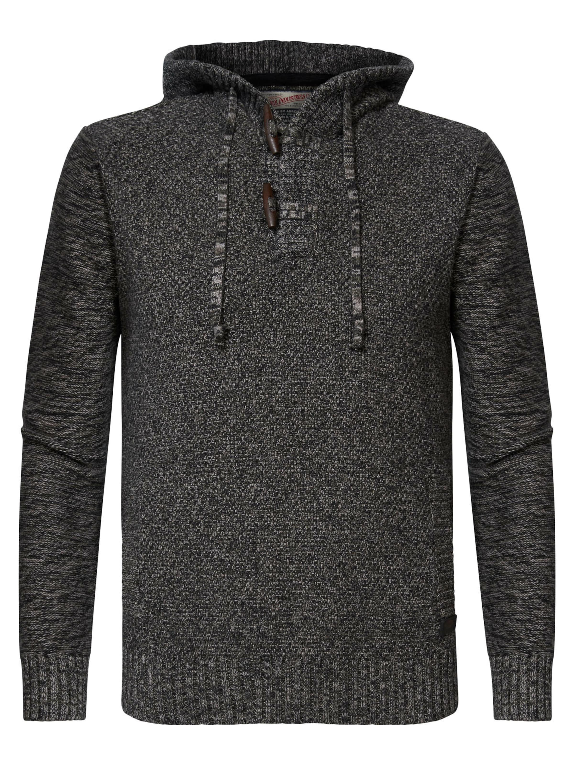 Petrol Industries Svetr – černá: přední strana