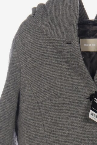 Amber & June Jacket & Coat in XL in Grey