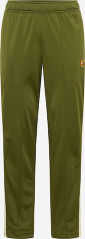 Pantaloni sport de la NIKE pe verde: față