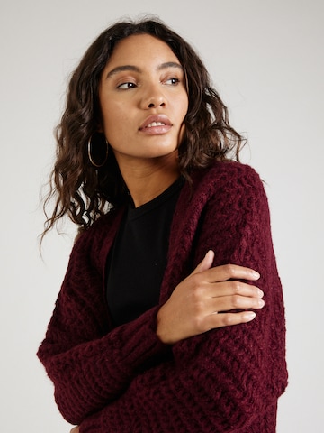 Cardigan Molly BRACKEN en rouge