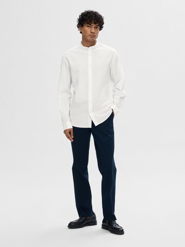 Coupe regular Chemise SELECTED HOMME en blanc