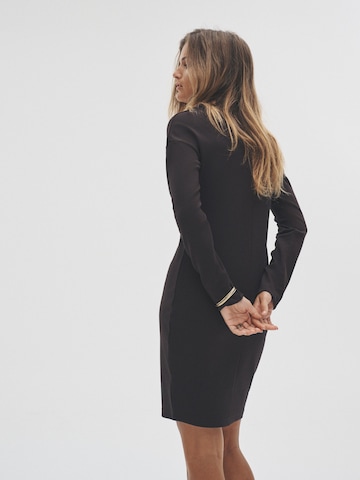 The Set Kleid in Braun