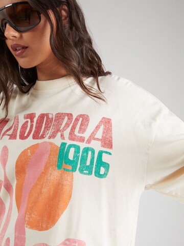 TOPSHOP - Camiseta 'Majorca' en blanco