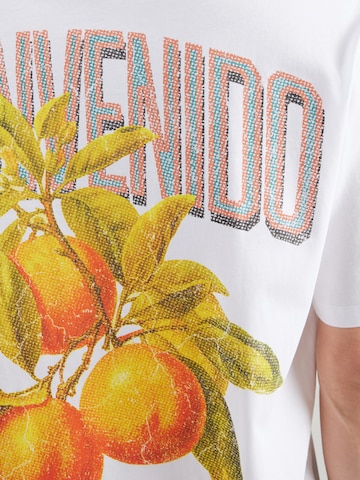 balta JACK & JONES Marškinėliai 'JORVINTAGE FRUITS'