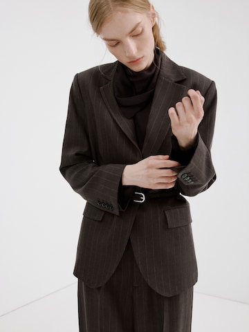 MANGO Bleiseri 'VBBALI' värissä ruskea: etupuoli