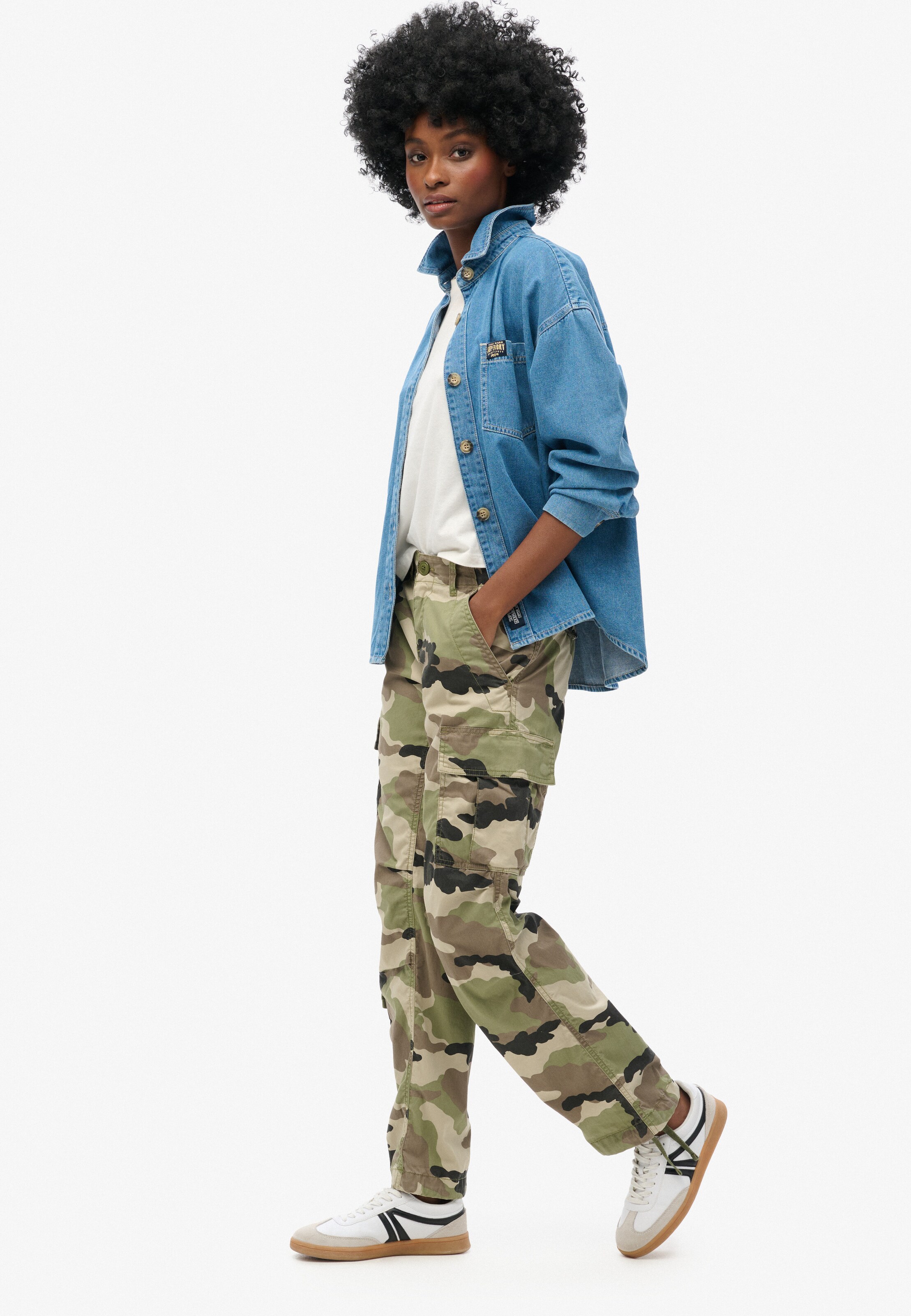 Superdry Regular Cargohose in Grün