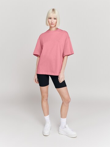 LYCATI exclusive for ABOUT YOU Bluser & t-shirts 'Grounder' i pink