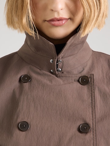 DRYKORN - Chaqueta de entretiempo 'HELSBY 10' en marrón
