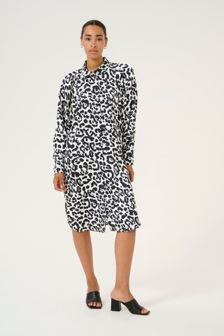 Robe-chemise 'Roxy' Kaffe en blanc