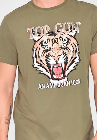 TOP GUN T-Shirt in Grün