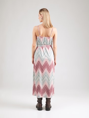 ABOUT YOU Kleid 'Sarina' (GRS) in Pink