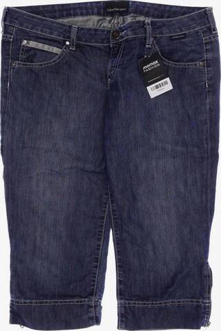 Calvin Klein Jeans Shorts in L in Blue: front