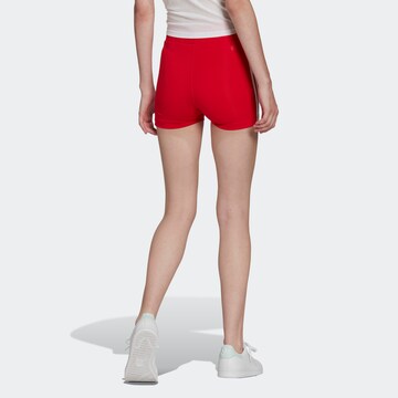ADIDAS ORIGINALS Skinny Shorts 'Adicolor Classics Traceable' in Rot