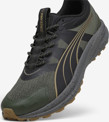 Chaussure de course 'Redeem Pro' PUMA en vert : devant