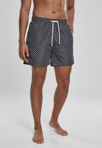 Urban Classics Badeshorts in Schwarz: predná strana