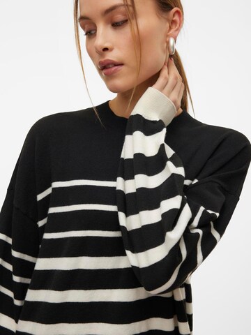 Robes en maille 'VMRAIN' VERO MODA en noir