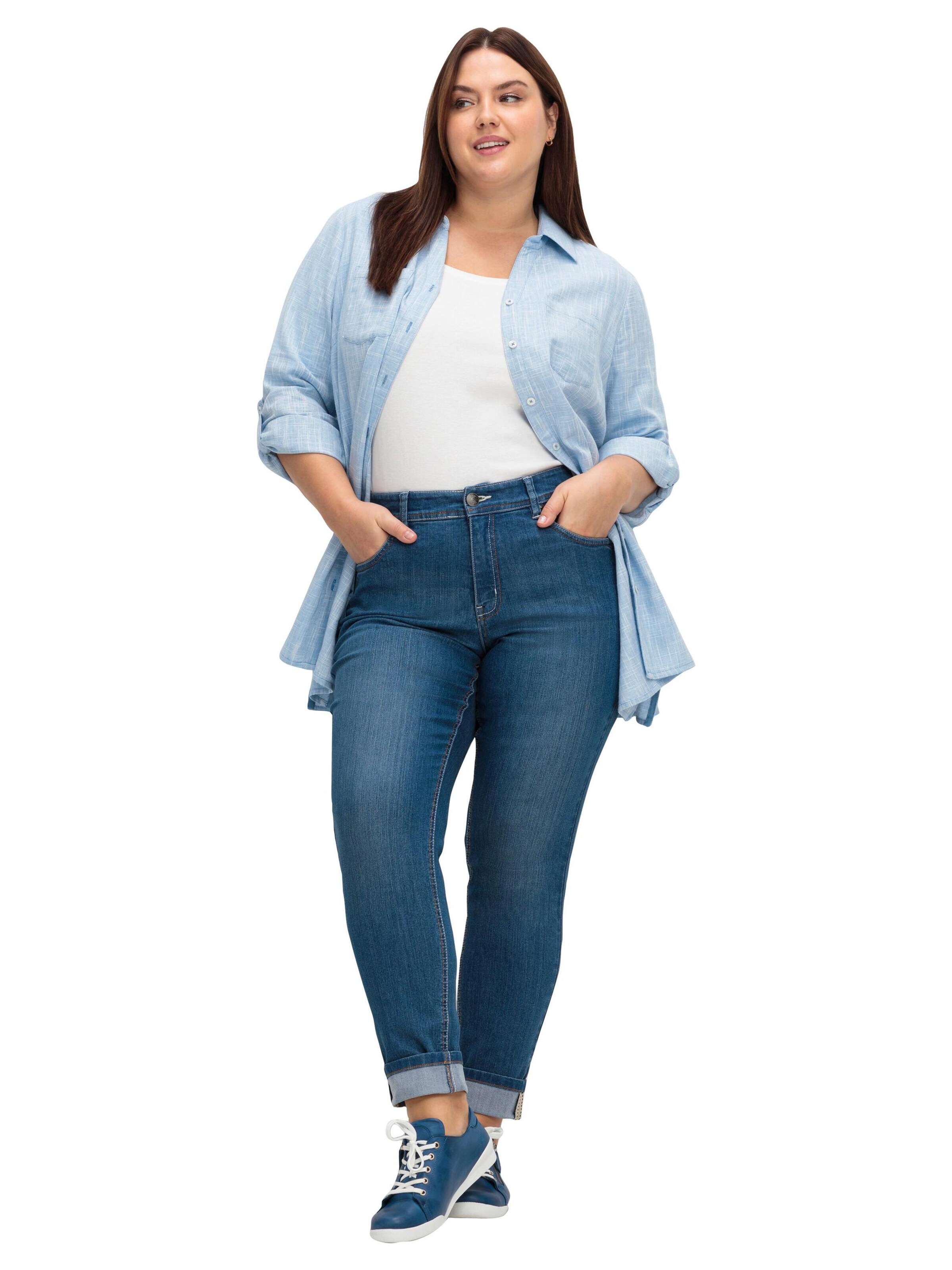 SHEEGO Slimfit Jeans i blå