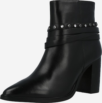 SPM Ankle Boots 'Hover' in Black: front