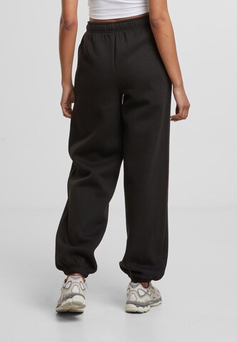 Urban Classics Tapered Housut värissä musta
