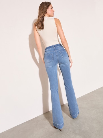 Friends Like These Flared Jeans 'Hourglass' in Blauw