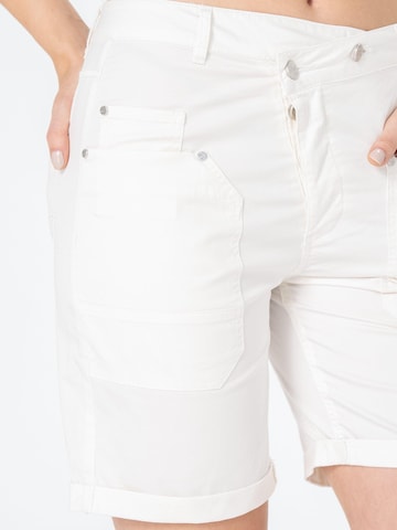 M.O.D MIRACLE OF DENIM Baggy Broek in Wit