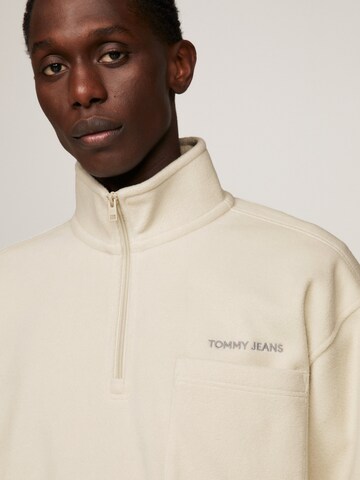Tommy Jeans Sweater 'Classics' in Beige