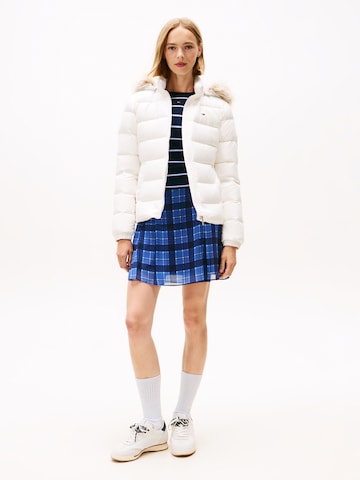 Tommy Jeans Talvitakki värissä valkoinen