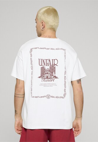 T-Shirt 'Resort' Unfair Athletics en blanc : devant