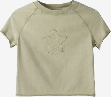 T-shirt Bershka en vert : devant