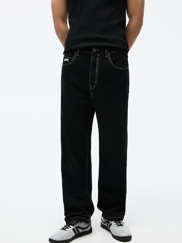 Loosefit Jeans di Pull&Bear in nero: frontale