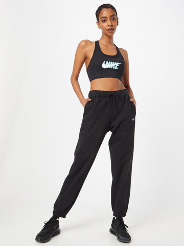 Tapered Pantaloni de la Nike Sportswear pe negru