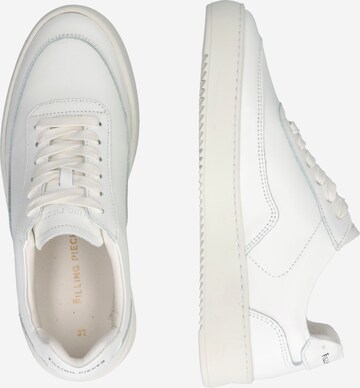 Sneaker bassa di Filling Pieces in bianco