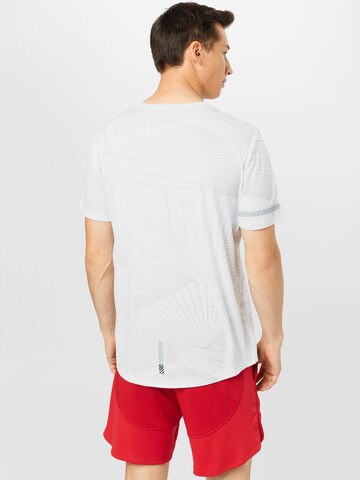 T-Shirt fonctionnel Superdry en blanc